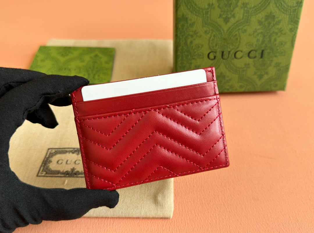 GUCCI MARMONT QUILTED CARD HOLDER 10 IN RED CALFSKIN