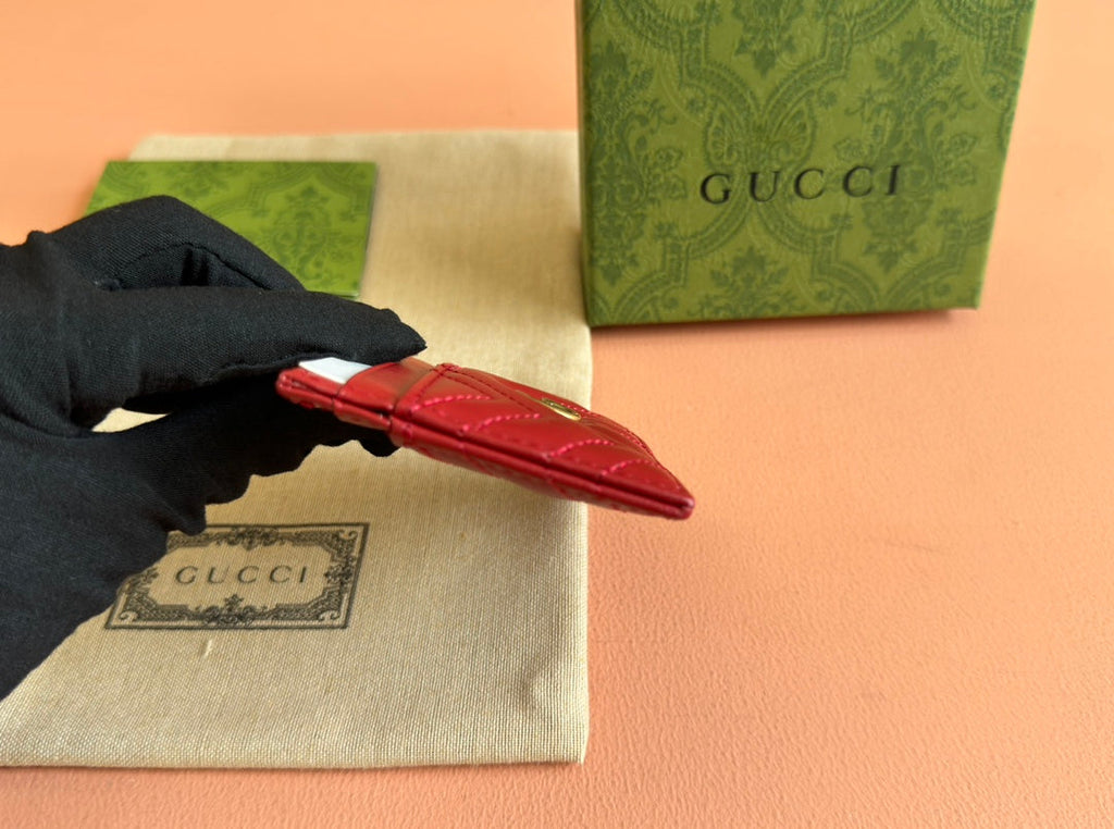 GUCCI MARMONT QUILTED CARD HOLDER 10 IN RED CALFSKIN