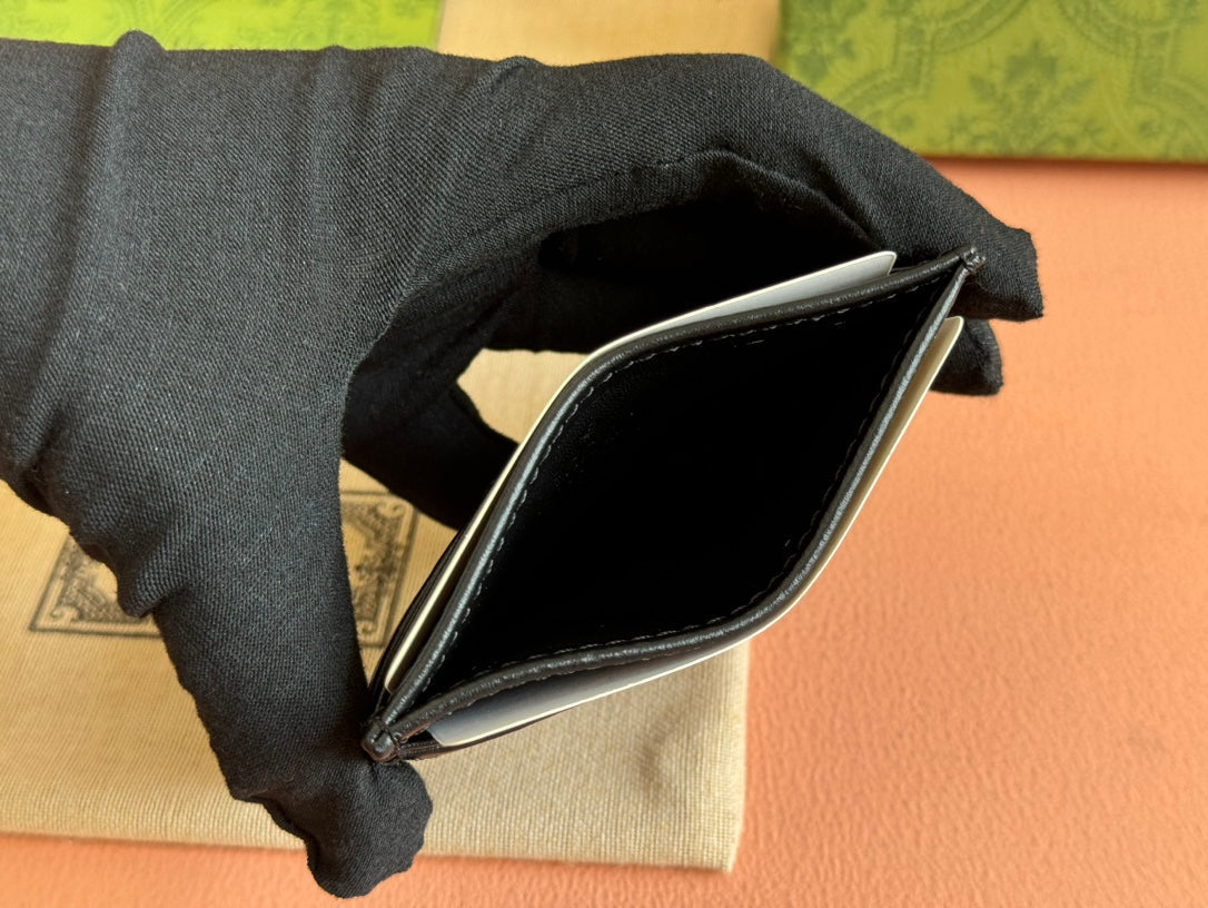 GUCCI MARMONT QUILTED CARD HOLDER 10 IN BLACK CALFSKIN