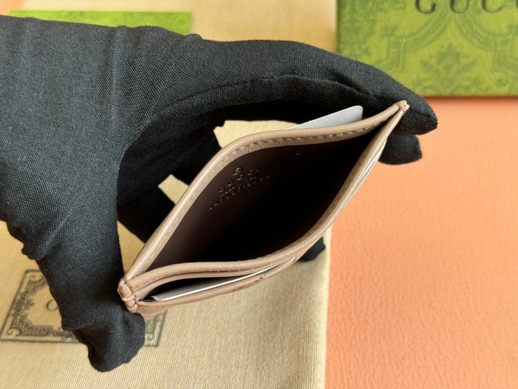 GUCCI MARMONT QUILTED CARD HOLDER 10 IN MILK TEA CALFSKIN