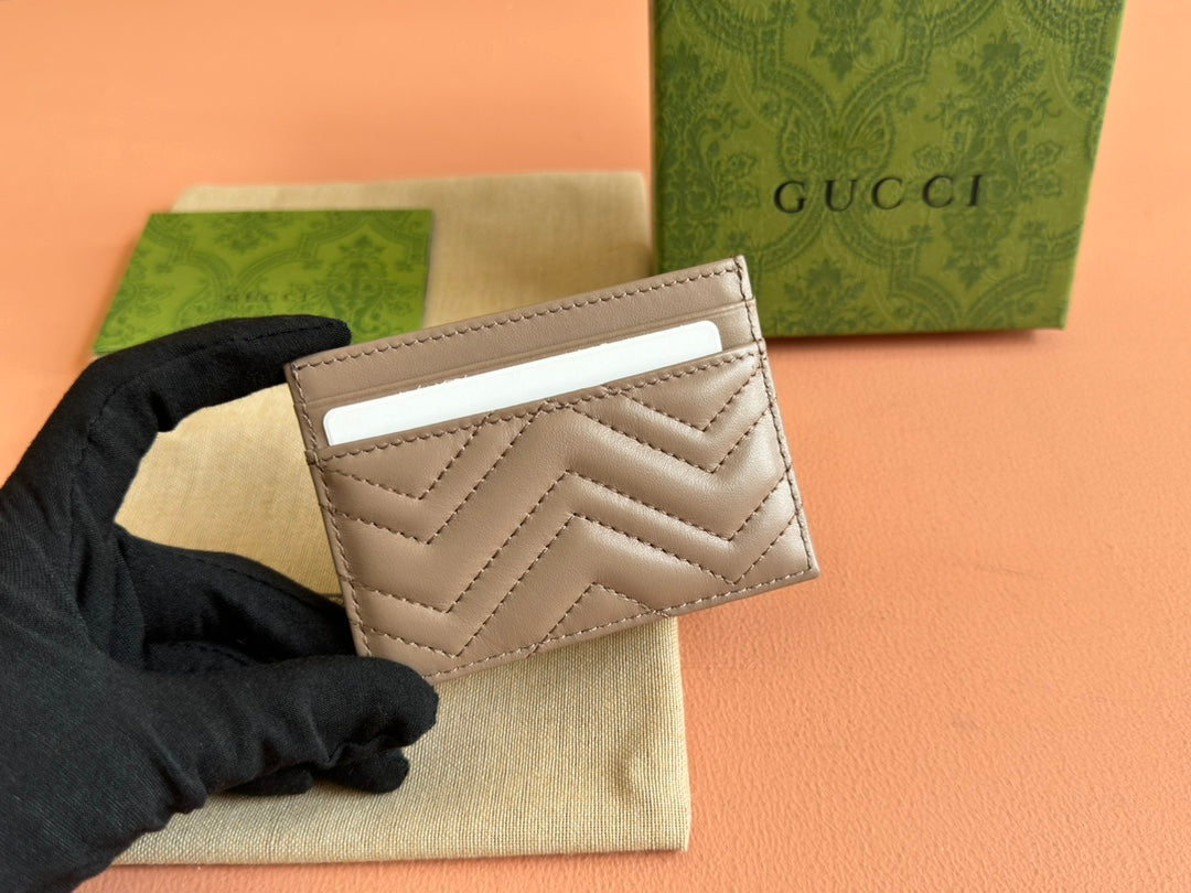 GUCCI MARMONT QUILTED CARD HOLDER 10 IN MILK TEA CALFSKIN