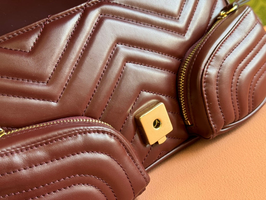 GUCCI MARMONT SMALL MULTI-POCKET BAG 25 IN CURRANT RED CALFSKIN GOLD HARDWARE