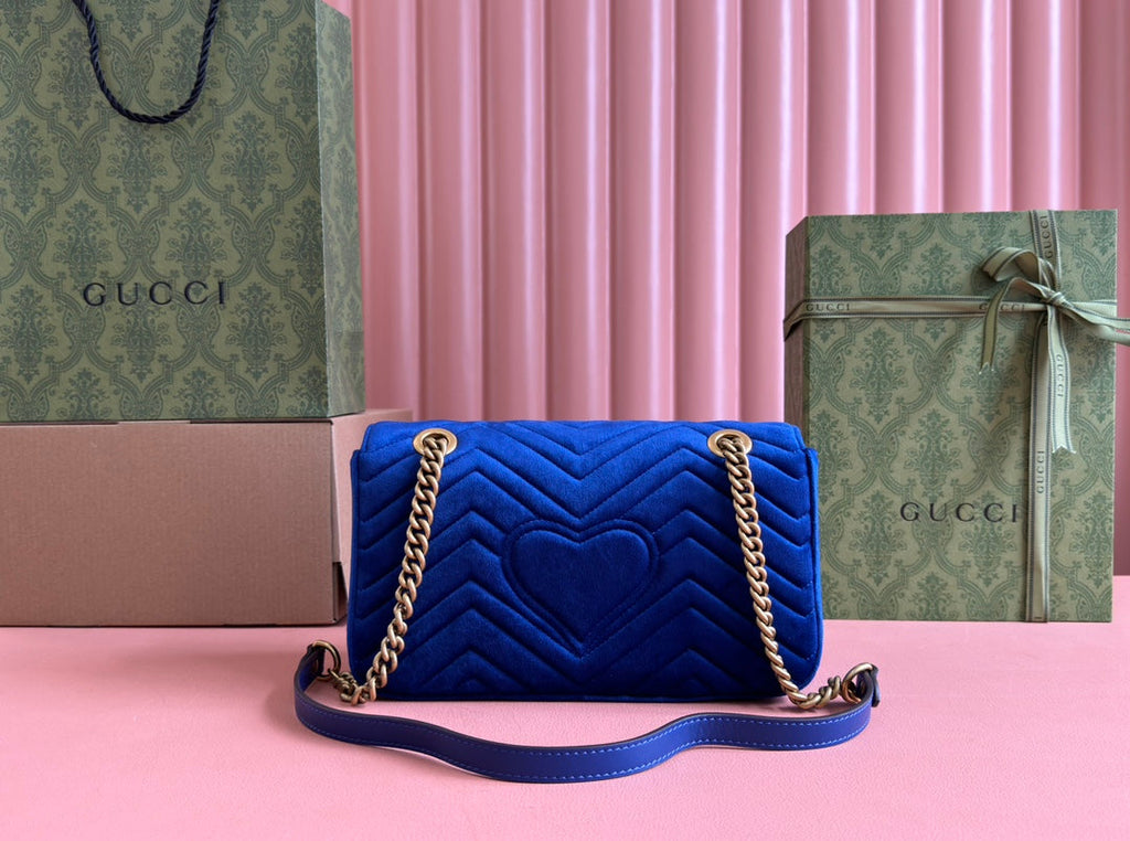 GUCCI 25S  MARMONT 26 CM IN DARK BLUE VELVET WITH GOLD HARDWARE