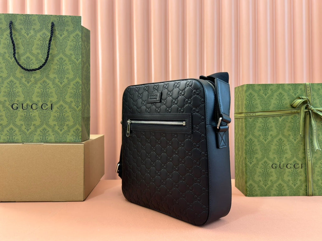GUCCI SIGNATURE MESSENGER BAG 28 IN BLACK  CALFSKIN