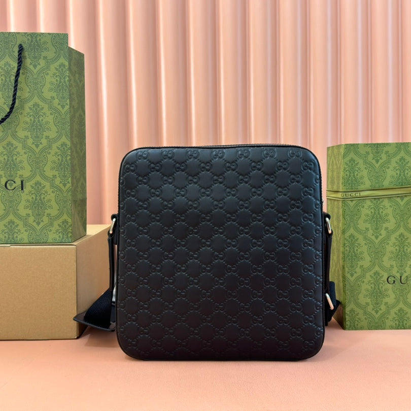 GUCCI SIGNATURE MESSENGER BAG 28 IN BLACK  CALFSKIN