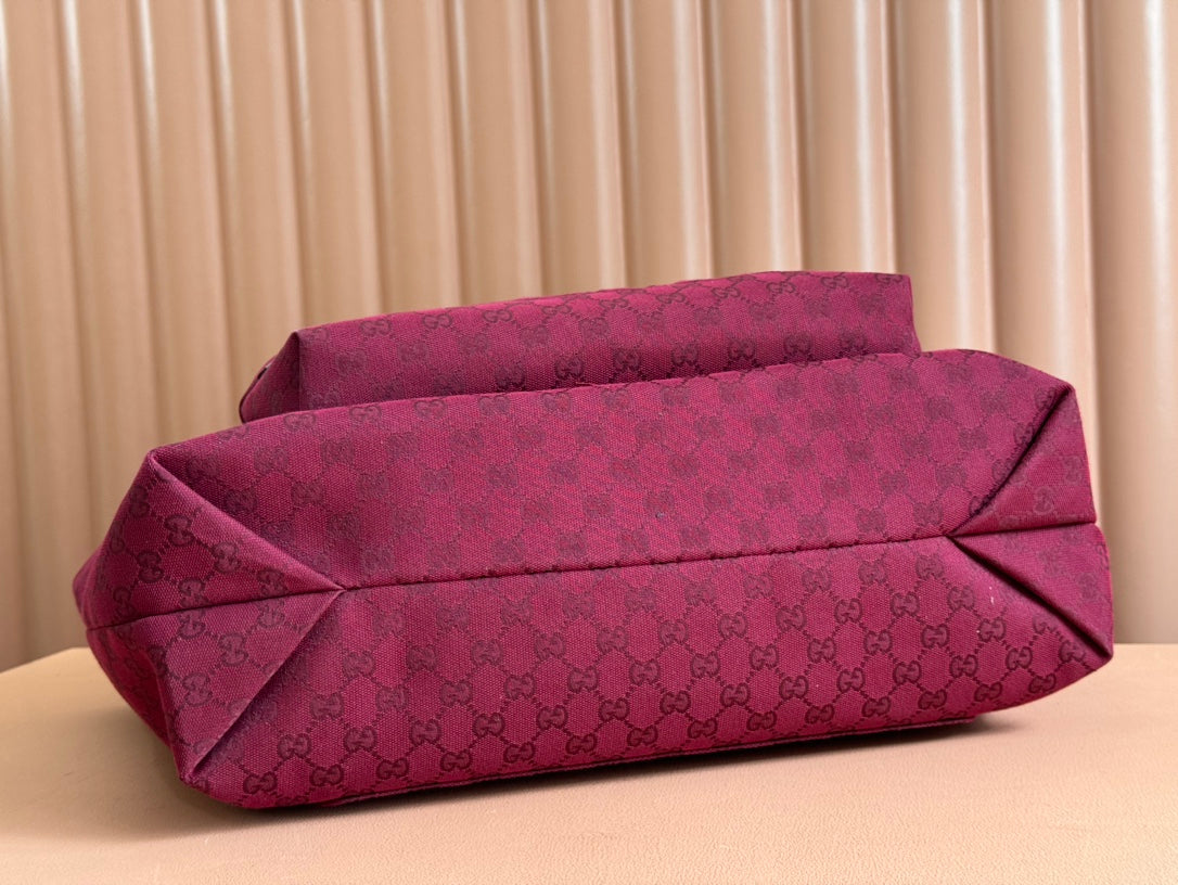 GUCCI LARGE TOTE BAG 45 IN WINE RED MONOGRAM CANVAS