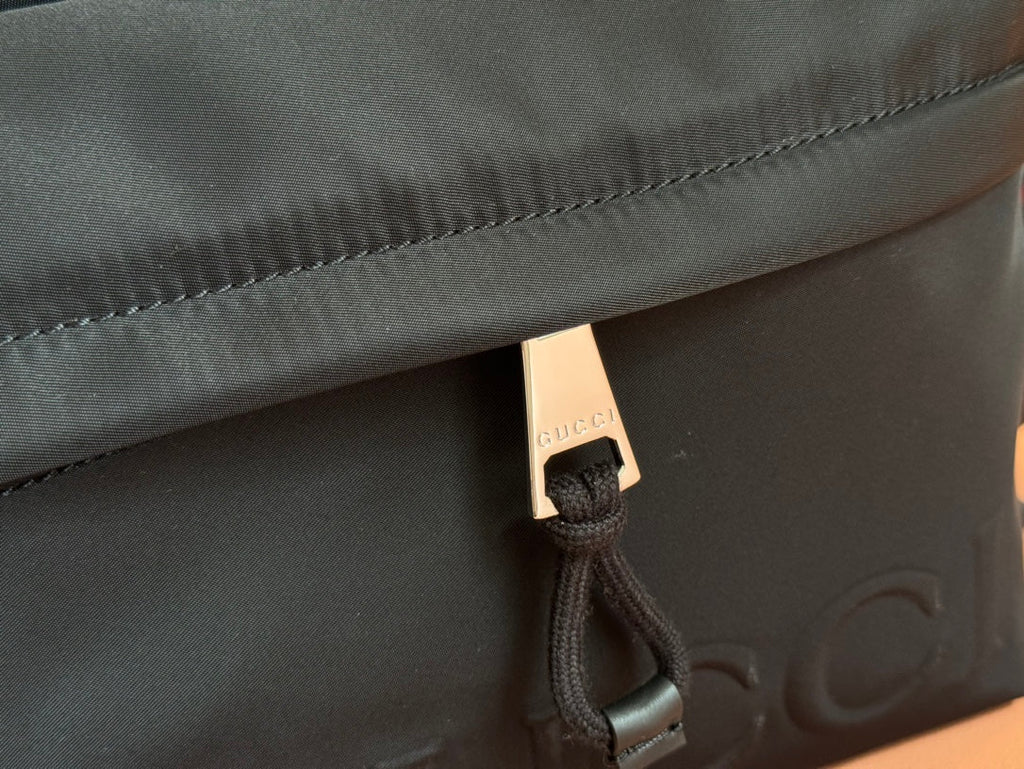 GUCCI WEB STRIPE-STRAP TOTE BAG 45 IN BLACK CANVAS