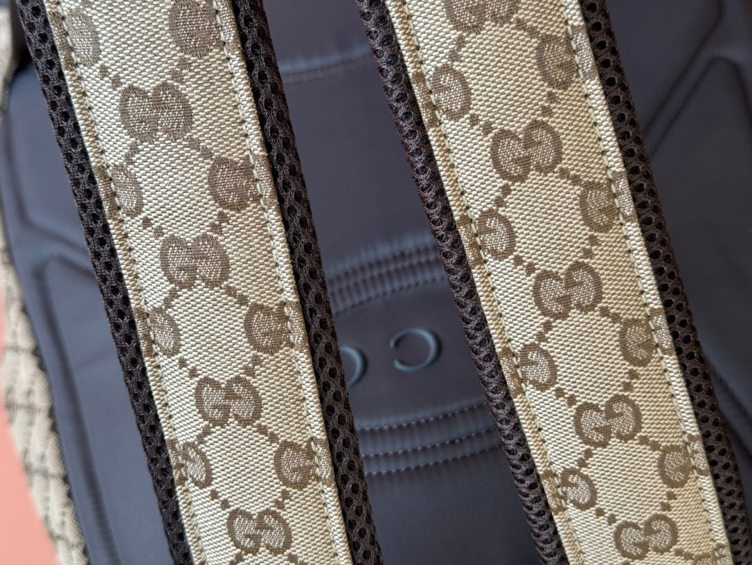 GUCCI MEDIUM BACKPACK 40 IN BEGE AND EBONY CANVAS