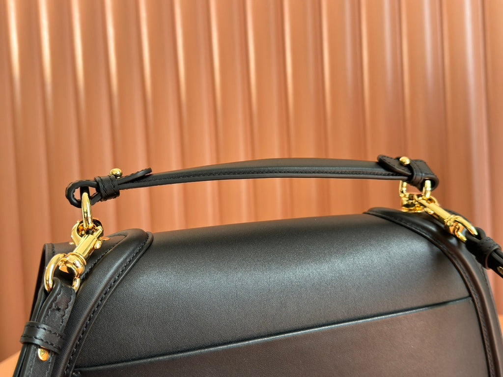GUCCI 26S BLONDIE BAG 32 IN BLACK CALFSKIN