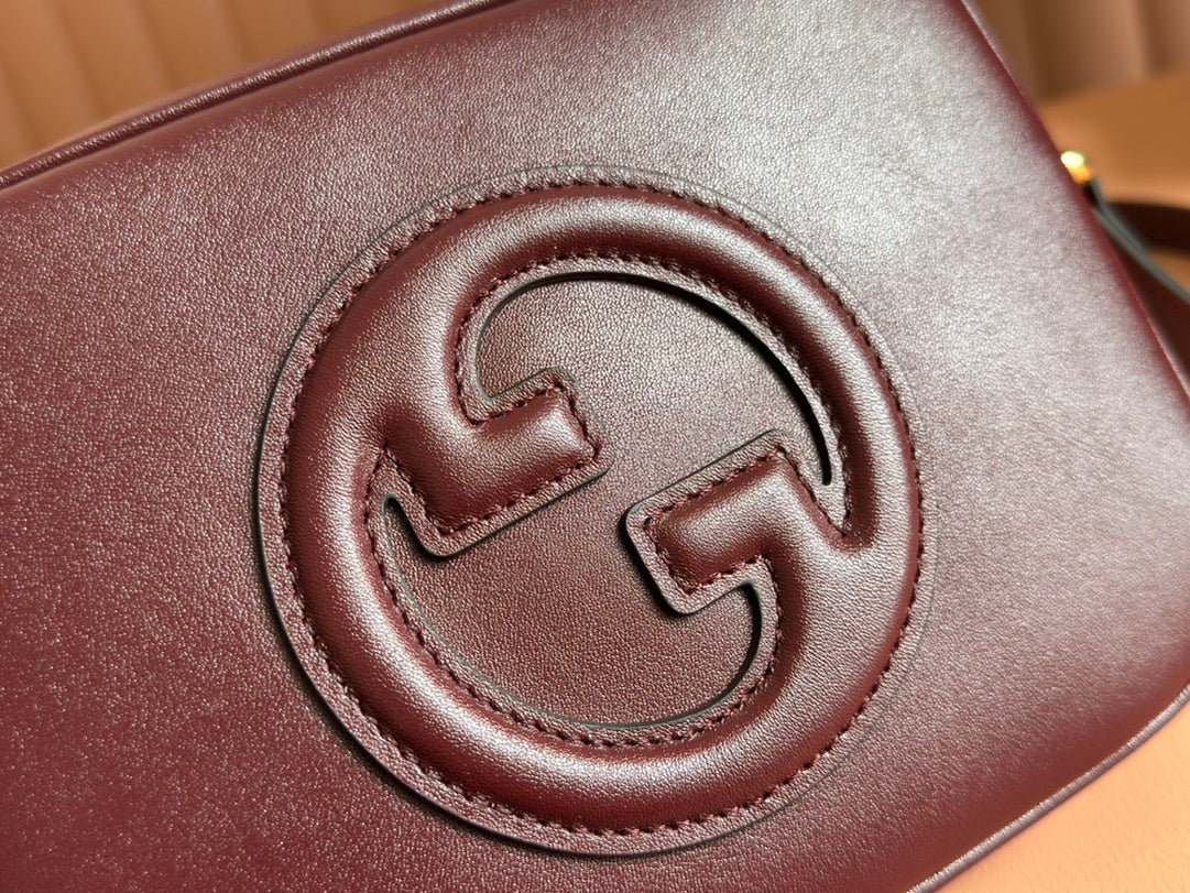 GUCCI BLONDIE SMALL SHOULDER BAG 21 IN ROSSO ANCORA RED CALFSKIN
