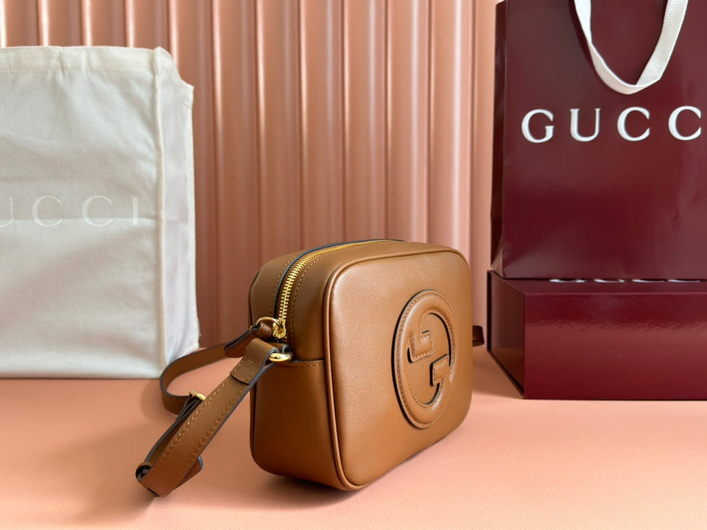 GUCCI BLONDIE SMALL SHOULDER BAG 21 IN BROWN SMOOTH CALFSKIN