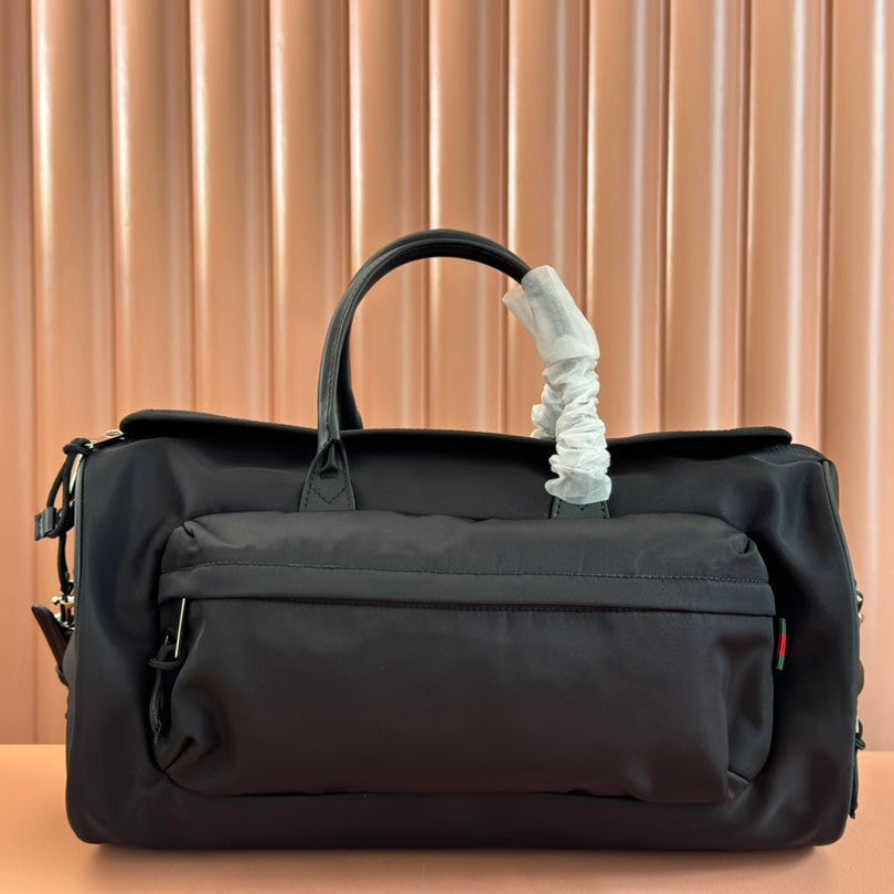 GUCCI SMALL DUFFLE BAG 42 IN BLACK CANVAS