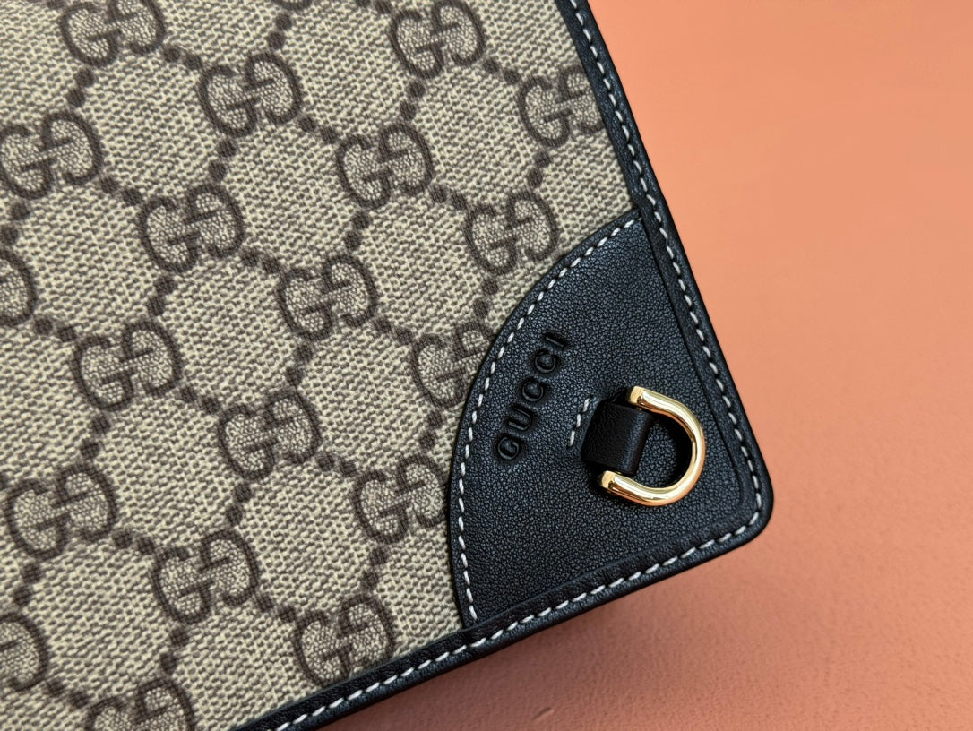 GUCCI EMBLEM WALLET  MONOGRAM 20 IN DARK BROWN AND BLACK CALFSKIN