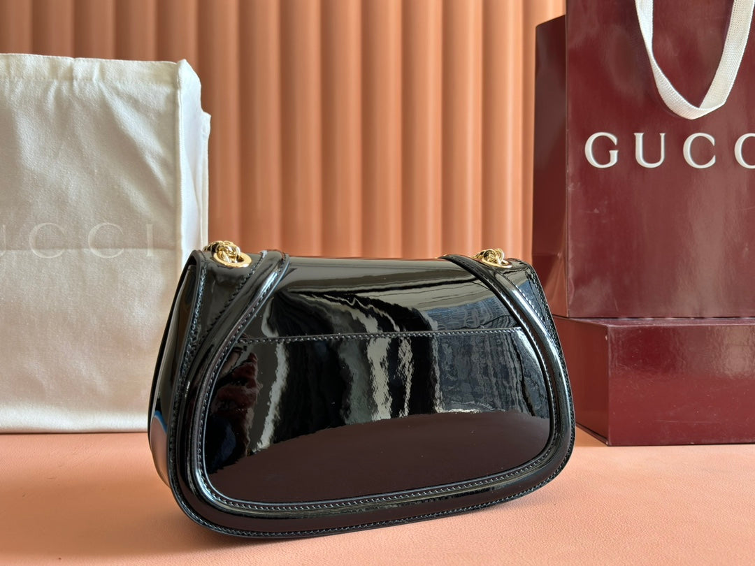GUCCI MEDIUM BLONDIE SHOULDER BAG 26.5 IN BLACK PATENT CALFSKIN