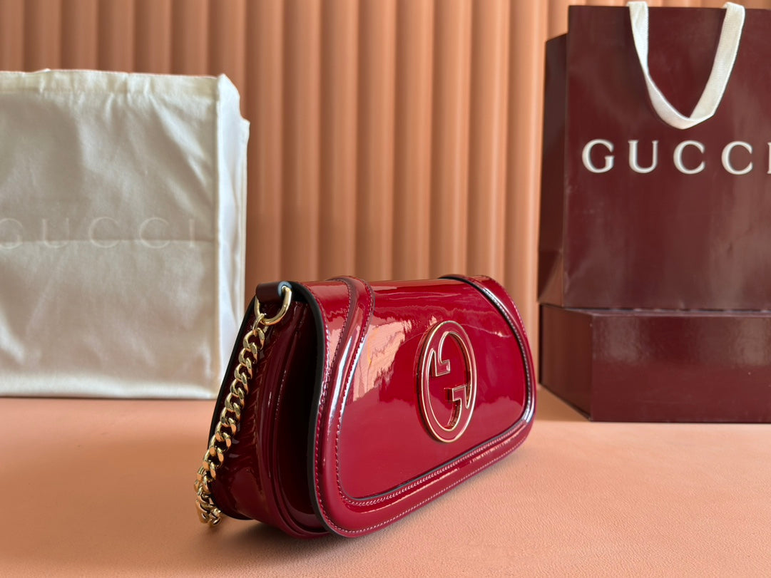 GUCCI MEDIUM BLONDIE SHOULDER BAG 26.5 IN RED PATENT CALFSKIN