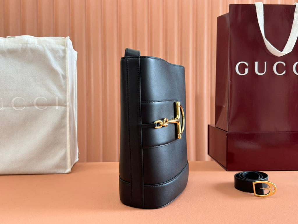 GUCCI 73 MEDIUM BUCKET BAG 27.5 IN BLACK SMOOTH CALFSKIN