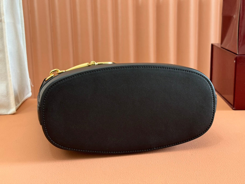 GUCCI 73 MEDIUM BUCKET BAG 27.5 IN BLACK SMOOTH CALFSKIN