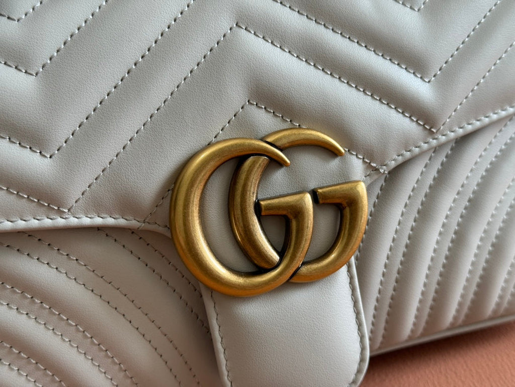 GUCCI MARMONT MATELASSÉ LARGE 26 BAG WHITE CALFSKIN