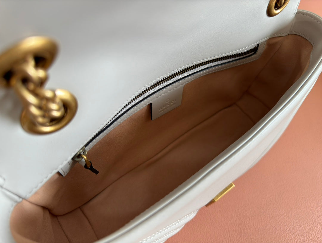 GUCCI MARMONT MATELASSÉ LARGE 26 BAG WHITE CALFSKIN