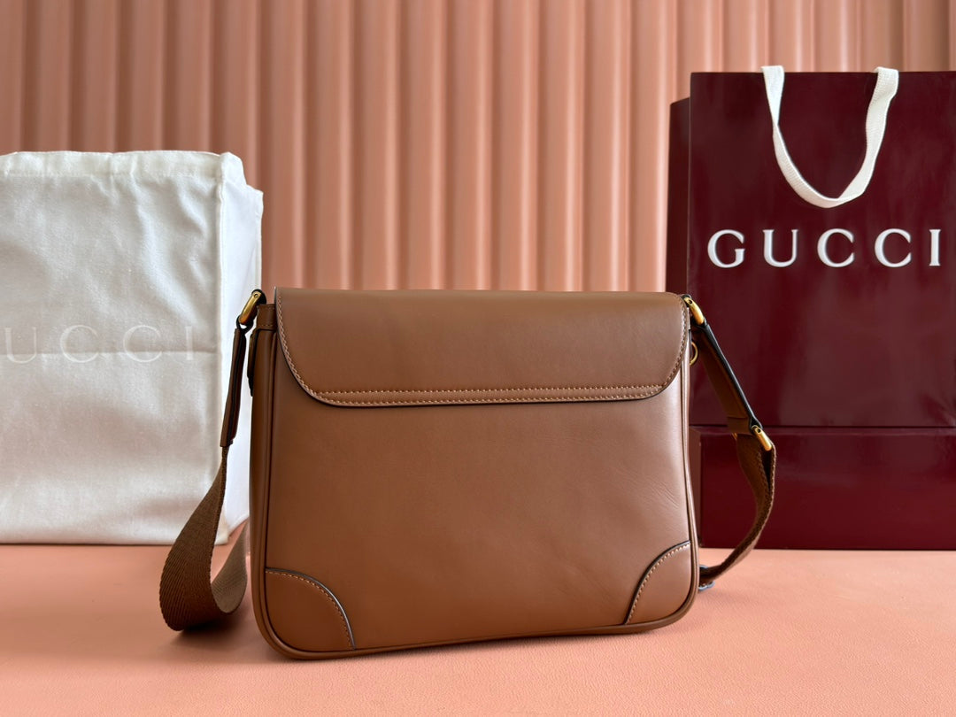 GUCCI MEDIUM EMBLEM CROSSBODY BAG 29 IN BROWN CALFSKIN