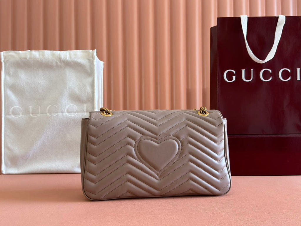 GUCCI MARMONT SHOULDER BAG 31 IN BEIGE CALFSKIN GOLD CHAIN
