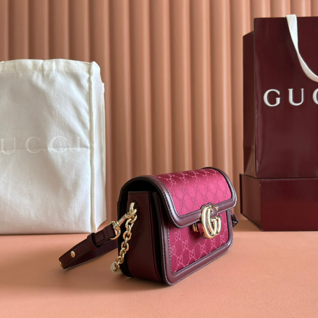 GUCCI GO SMALL SHOULDER BAG 21.5 IN ROSSO ANCORA RED  CANVAS