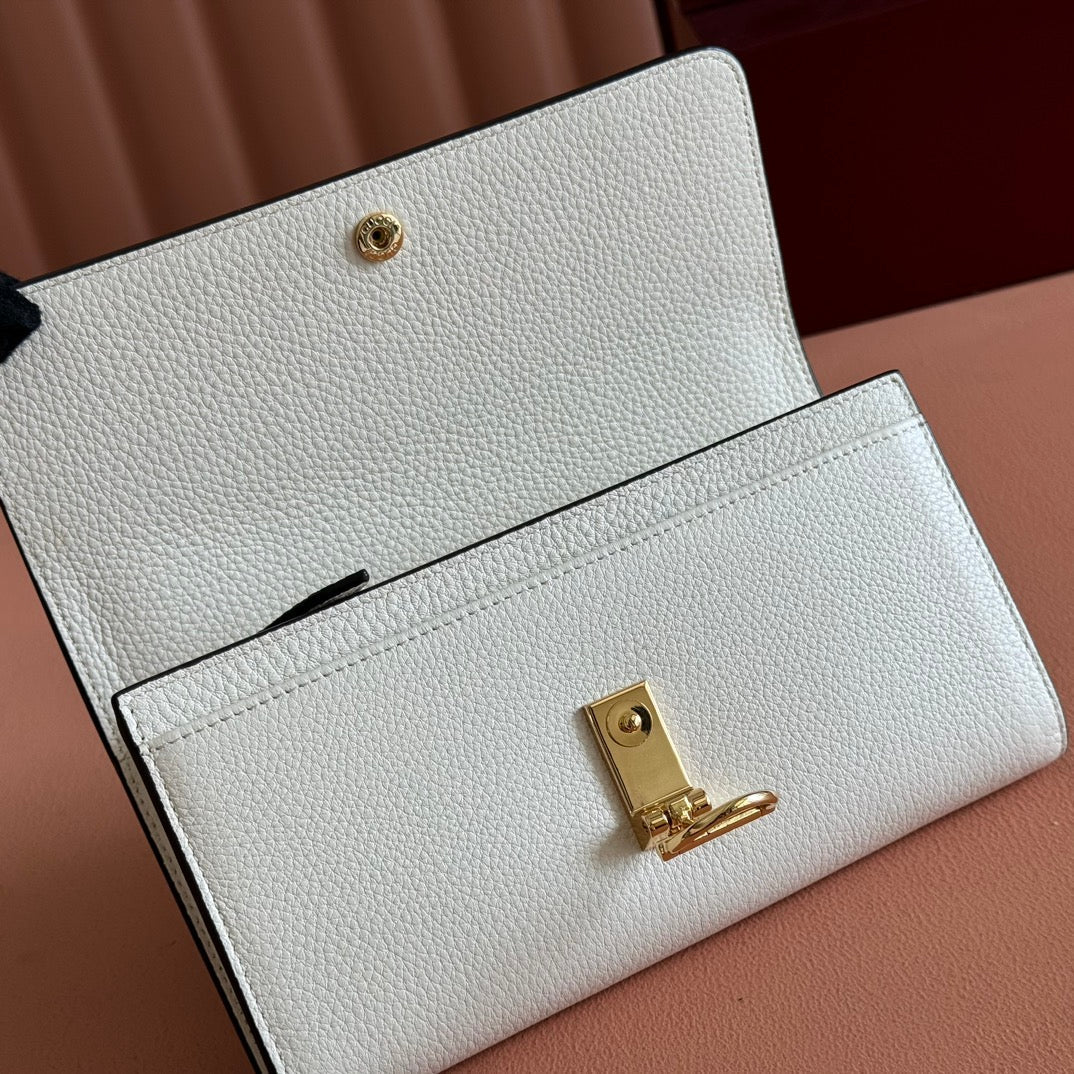 GUCCI SOFTBIT CONTINENTAL WALLET 19 IN WHITE GRAINY CALFSKIN GOLD HARDWARE