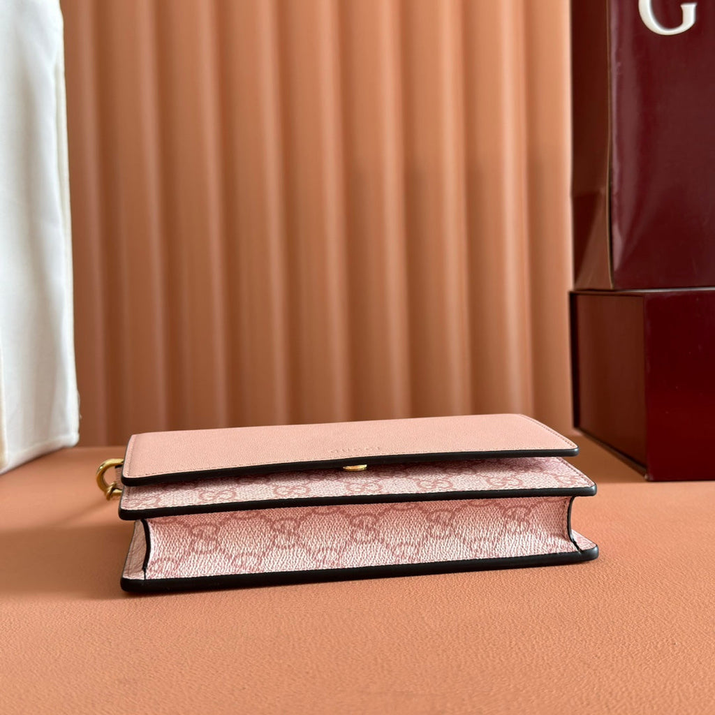 GUCCI EMBLEM WALLET ON CHAIN 20 IN LIGHT PINK SMOOTH CALFSKIN