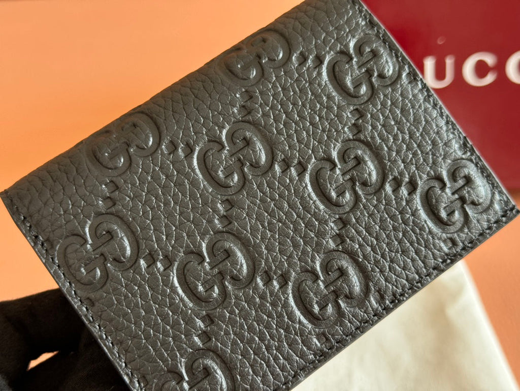GUCCI EMBLEM MINI WALLET 11 IN BLACK  GRAINY CALFSKIN