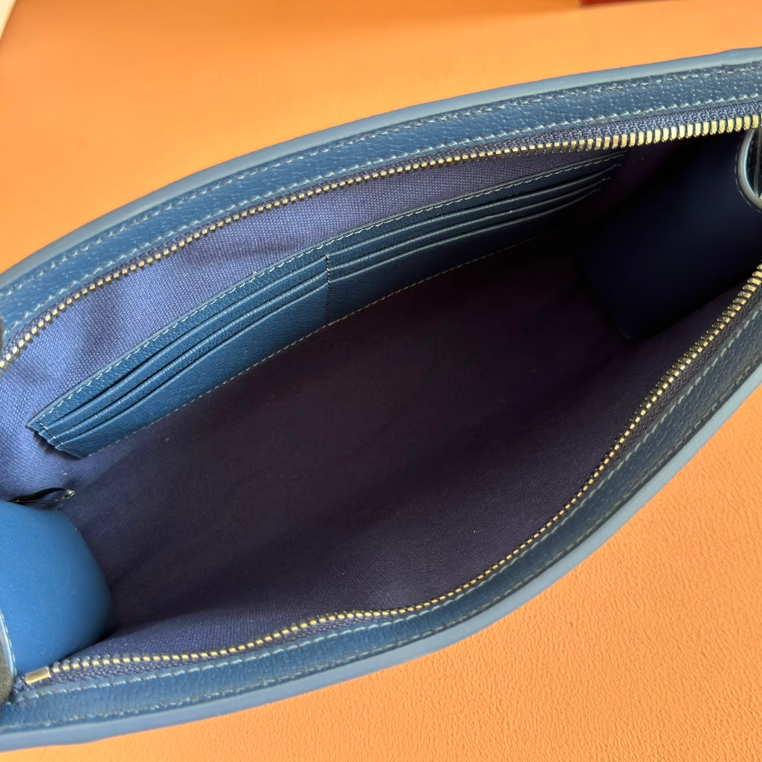 GUCCI OPHIDIA POUCH 26 IN DARK GREY MONOGRAM CANVAS AND NAVY BLUE CALFSKIN TRIM