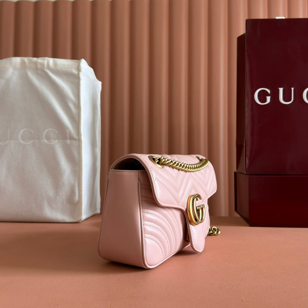GUCCI MEDIUM MARMONT MATELASSÉ 26 IN LIGHT PINK CALFSKIN