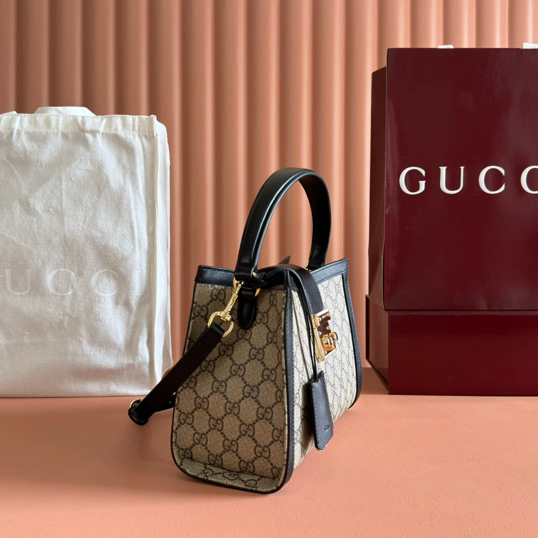 GUCCI 26S PADLOCK TOP HANDLE BAG 25 IN DARK BEIGE AND BLACK CALFSKIN