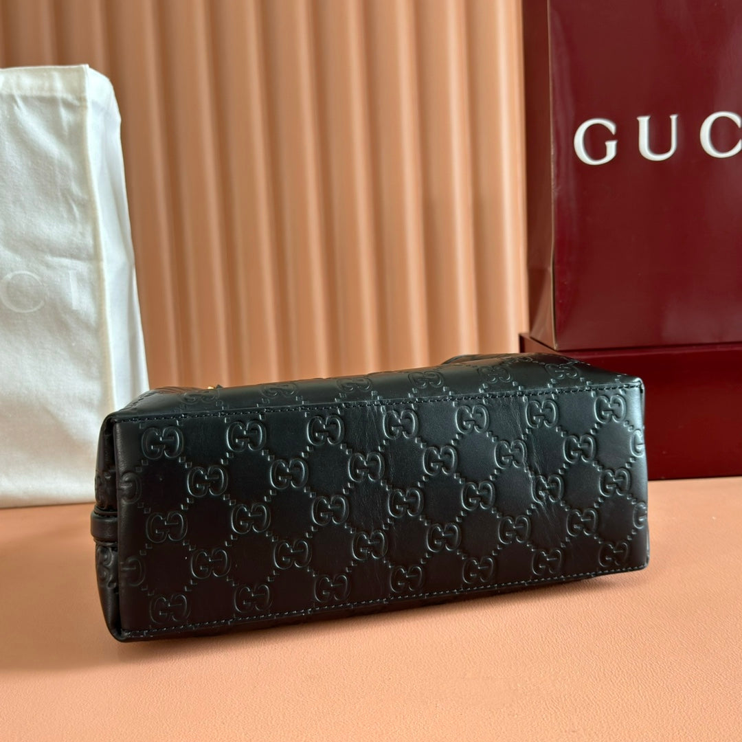 GUCCI 26S TOTE BAG 30 IN BLACK CALFSKIN WITH MONOGRAM PATTERN