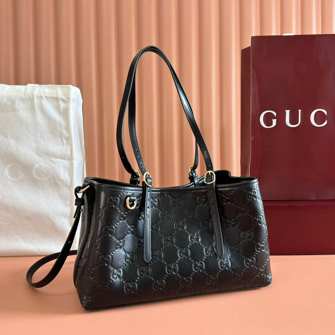 GUCCI 26S TOTE BAG 30 IN BLACK CALFSKIN WITH MONOGRAM PATTERN