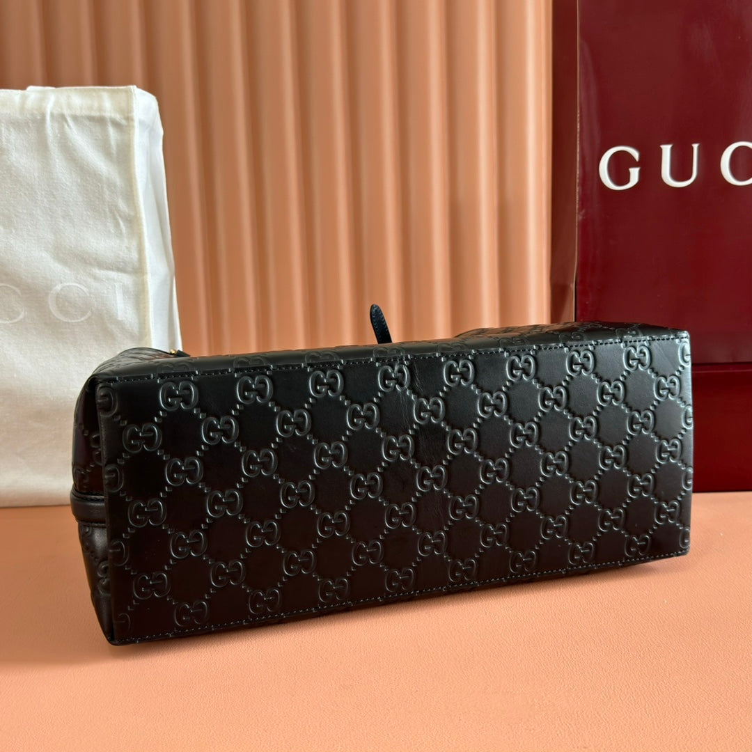 GUCCI 26S TOTE BAG 38 IN BLACK CALFSKIN WITH MONOGRAM PATTERN