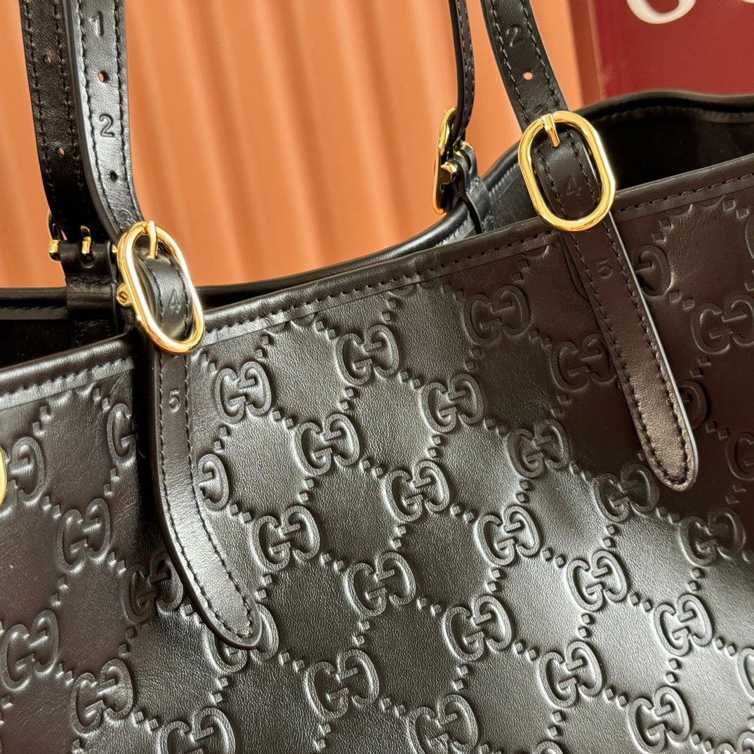 GUCCI 26S TOTE BAG 38 IN BLACK CALFSKIN WITH MONOGRAM PATTERN