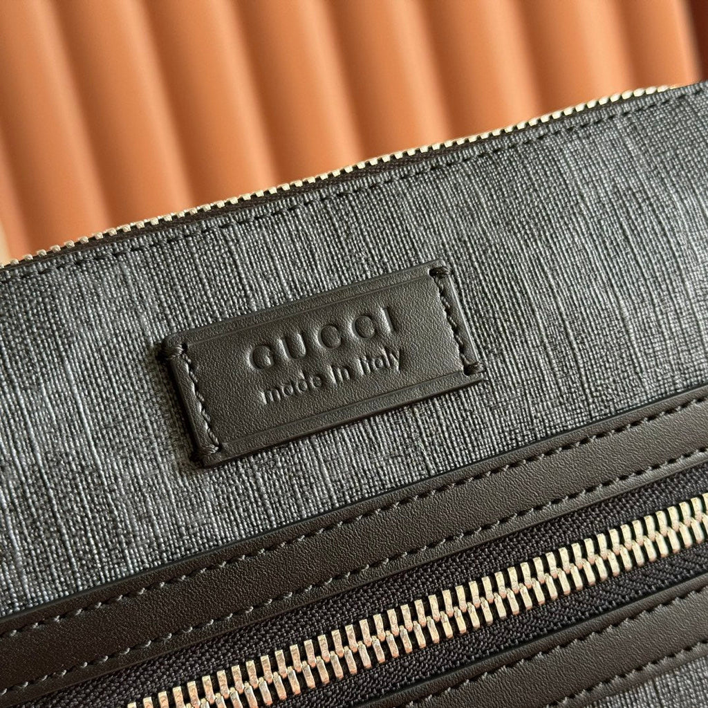 GUCCI SUPREME MESSENGER BAG 23 IN BLACK COATED CANVAS