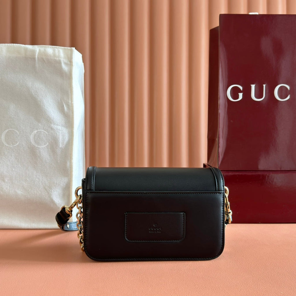 GUCCI 26S SHOULDER BAG 21 IN BLACK CALFSKIN