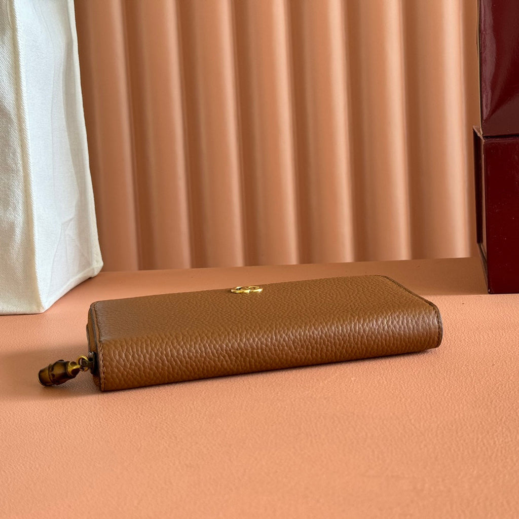 GUCCI 25S MARMONT WALLET 19 IN BROWN CALFSKIN GOLD HARDWARE