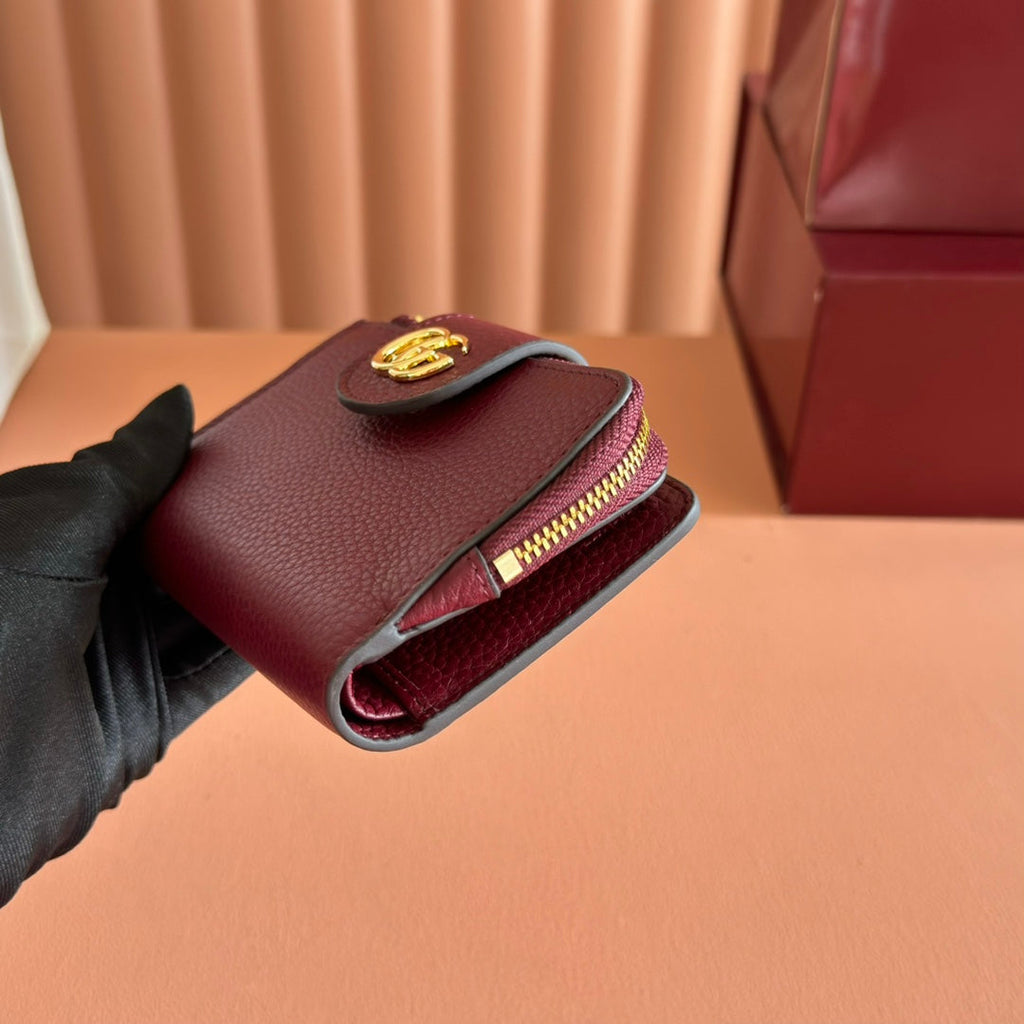 GUCCI 25S MARMONT WALLET 13 IN RED CALFSKIN GOLD HARDWARE