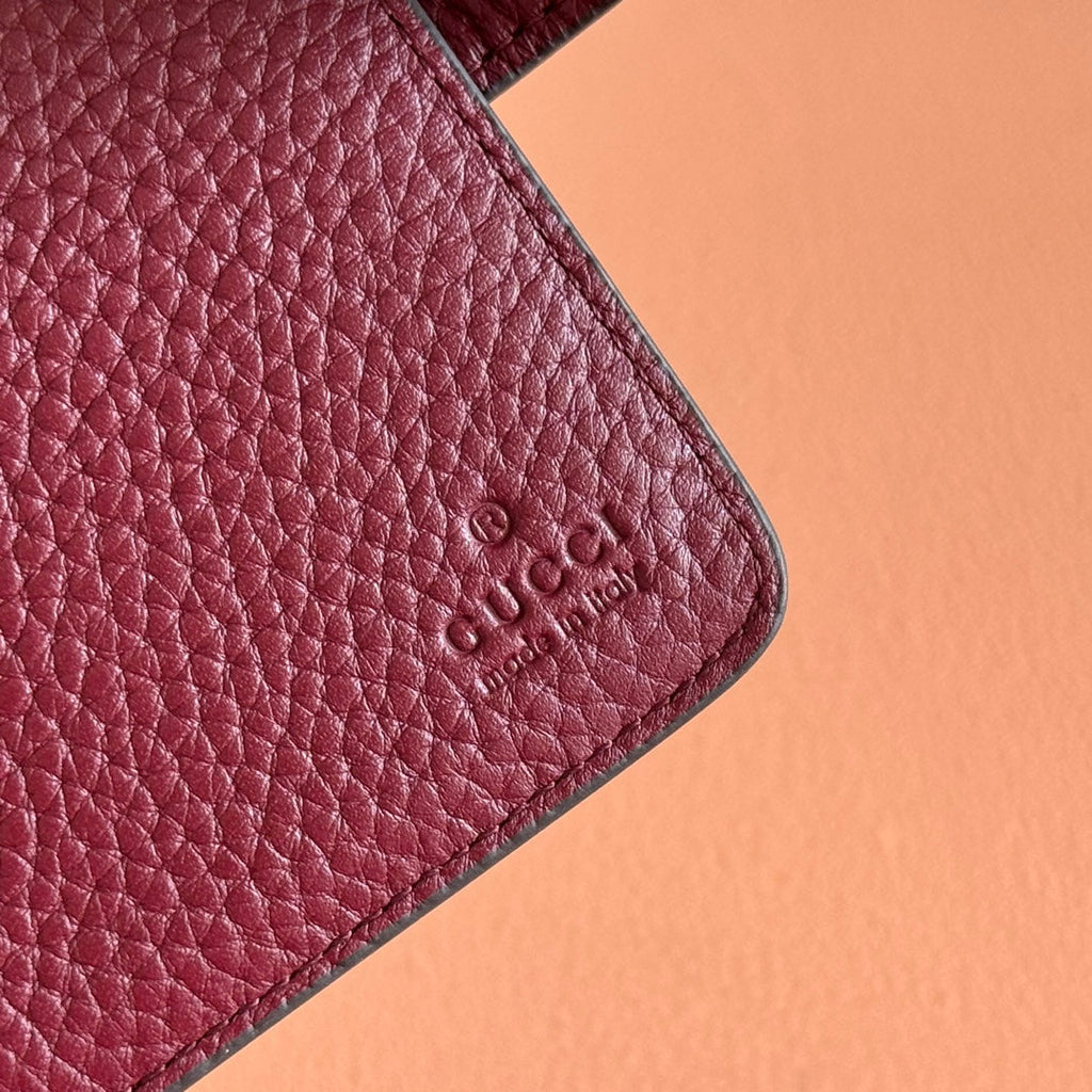 GUCCI 25S MARMONT WALLET 13 IN RED CALFSKIN GOLD HARDWARE