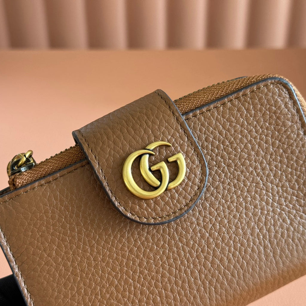 GUCCI 25S MARMONT WALLET 13 IN BROWN CALFSKIN GOLD HARDWARE