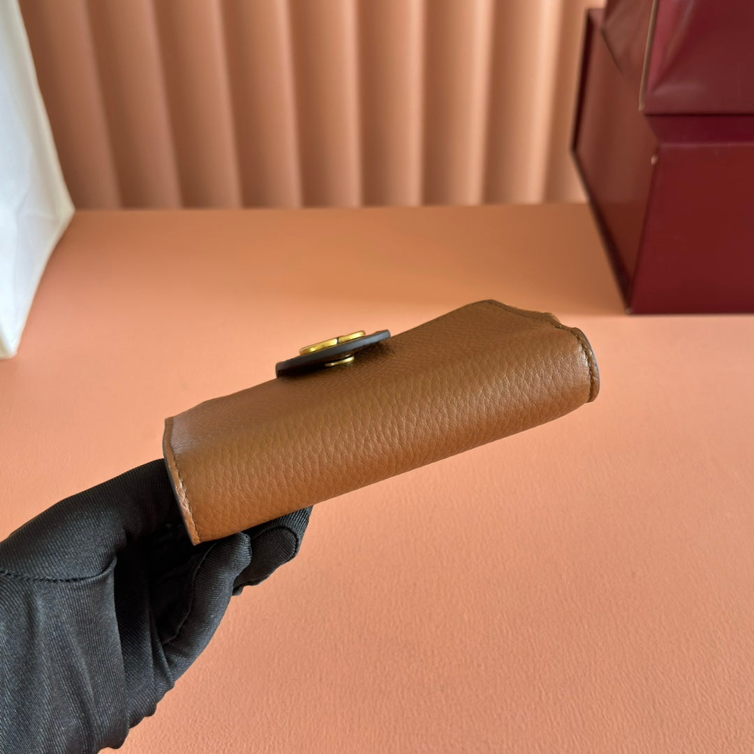 GUCCI 25S MARMONT WALLET 13 IN BROWN CALFSKIN GOLD HARDWARE