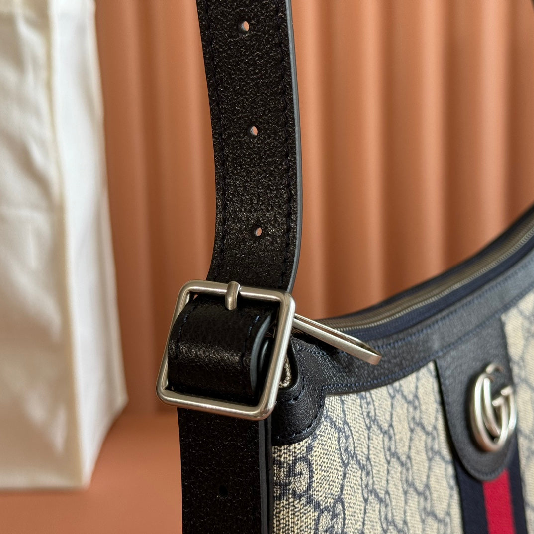 GUCCI 25S EPILOGUE BAG 30 IN BEIGE AND BLACK CALFSKIN