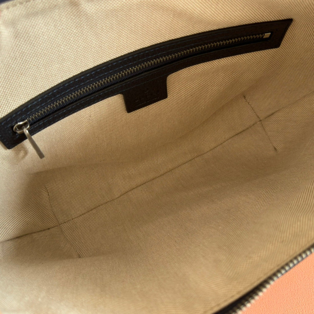 GUCCI 25S EPILOGUE BAG 30 IN BEIGE AND BLACK CALFSKIN