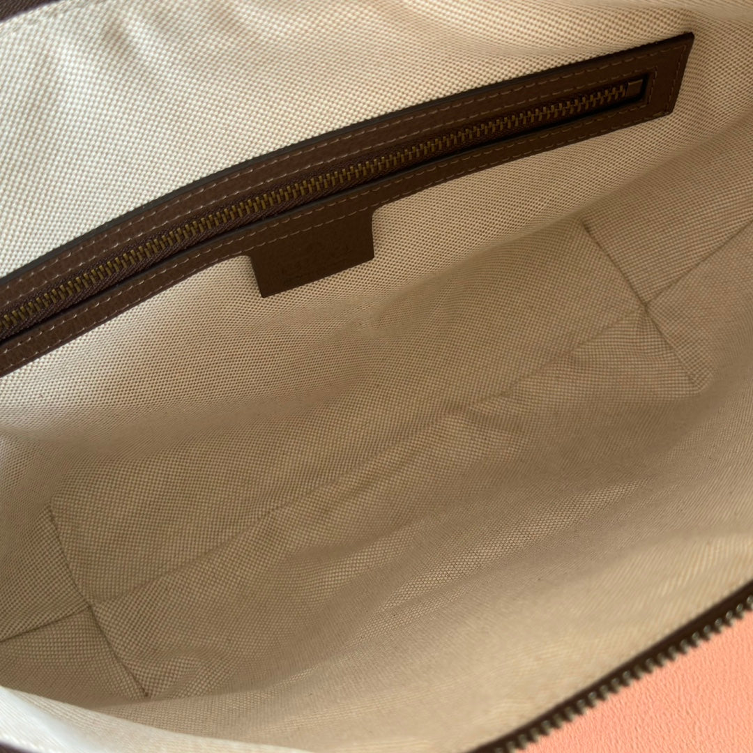 GUCCI 25S EPILOGUE BAG 30 IN BEIGE AND EBONY CALFSKIN