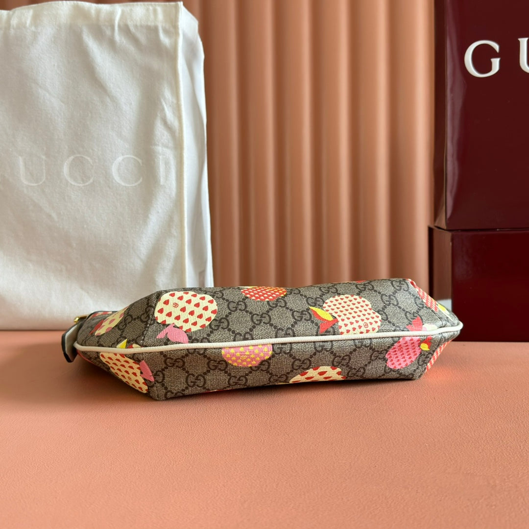 GUCCI 25S EPILOGUE BAG 30 IN COLORFUL CALFSKIN