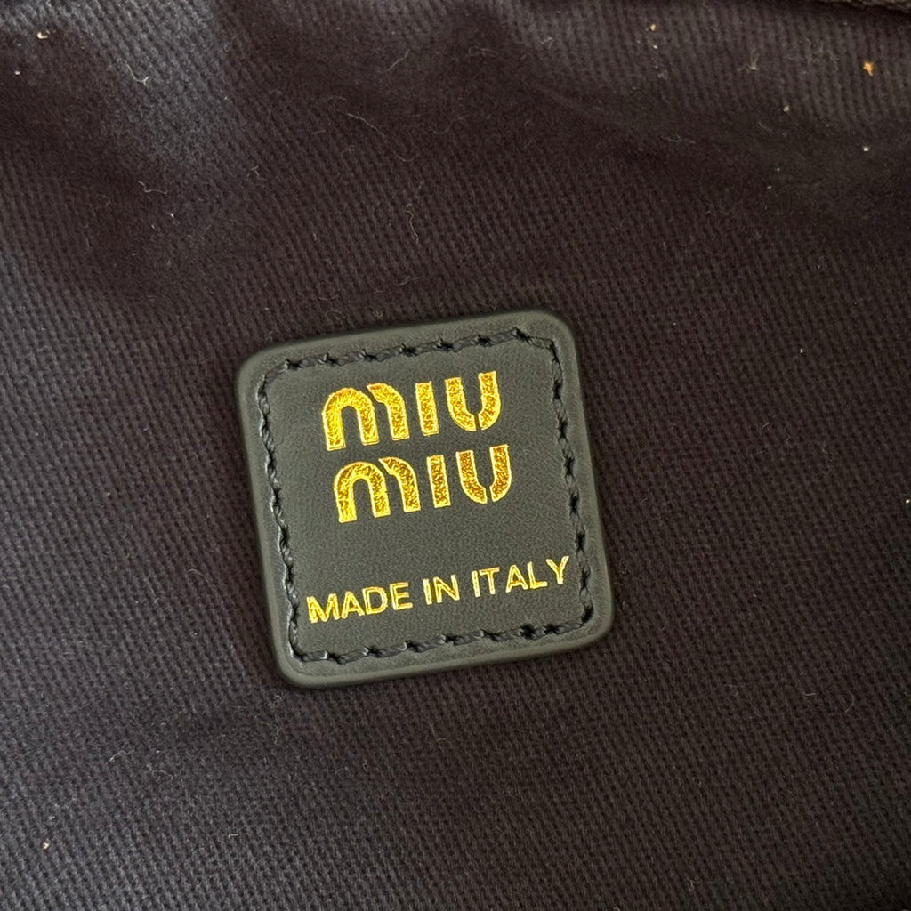 MIUMIU 26S POUCH BAG 25 IN CREAM AND NAVY WOOL WITH CALFSKIN HANDLE