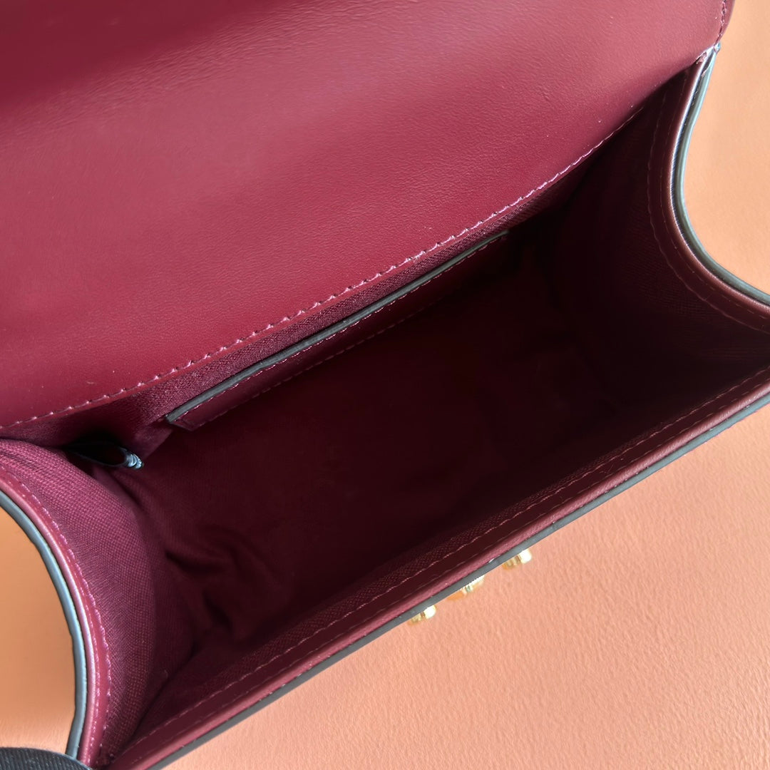 GUCCI 26S PADLOCK BAG 20 IN DARK RED EMBOSSED CALFSKIN