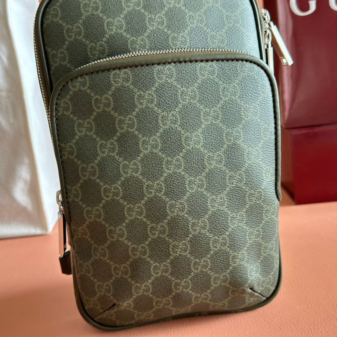 GUCCI 25S SHOULDER CROSSBODY BAG 18 CM IN MOSS GREEN CALFSKIN